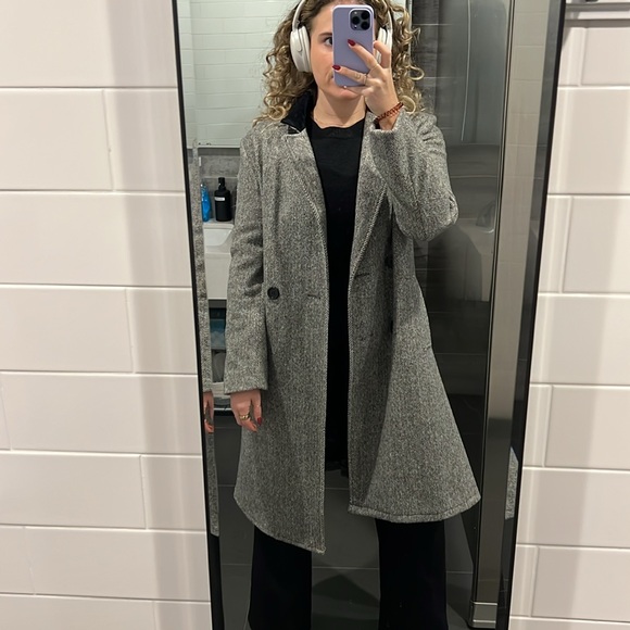 Vintage Herringbone Coat - Picture 6 of 6